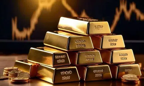Giá vàng chiều nay (25/3): Chốt ngày, giá vàng quay đầu sau nhịp tăng buổi sáng, giảm 1,5 triệu đồng/lượng