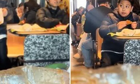 Mẹ mang đồ ăn ngoài vào McDonald's, con trai thà ngồi với người lạ chứ không ăn cùng mẹ