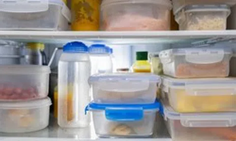 6 thứ TUYỆT ĐỐI đừng để trong hộp nhựa, người Việt làm sai rất nhiều mà không biết