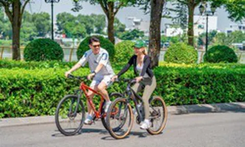 Sống khỏe mỗi ngày: Đạp xe, chạy bộ giữa thiên nhiên ven sông Sài Gòn
