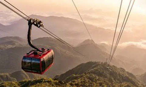 Chuyên gia ngoại dự báo 5 năm mới hoàn thành, kỹ sư Việt Nam chỉ trong 800 ngày xây dựng thành công cáp treo đạt 2 kỷ lục Guinness