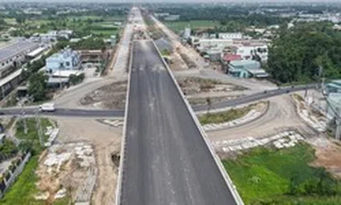 Hình ảnh công trường đường Vành đai 3 TPHCM trong sáng 31-3