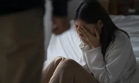 Tái hôn, cùng thỏa thuận tài sản chia đôi, vợ sững sờ khi chồng di chúc để hết 17 tỷ đồng cho em gái: Tòa tuyên phán “phải chia đôi”