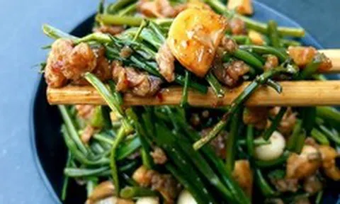 Việt Nam có loại rau quê giá cực rẻ nhưng ăn vào bổ gan, dưỡng tim, chống ung thư và tiểu đường