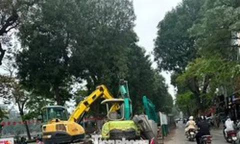 Hà Nội phân luồng giao thông tại các tuyến phố có rào chắn dự án chống ngập