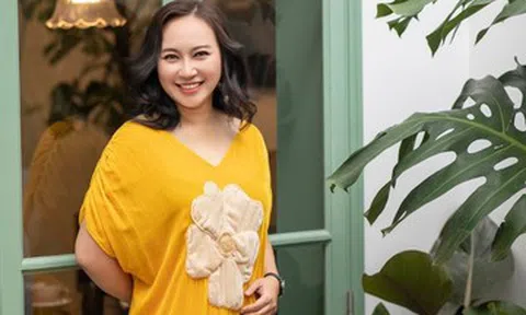 Ca sĩ Khánh Linh báo tin vui ở tuổi 43