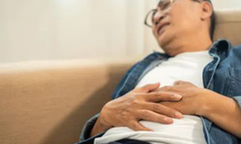 Người đàn ông sốc nặng khi nhận kết luận ung thư từ bác sĩ: dấu hiệu “đơn giản” nhưng ai cũng dễ bỏ qua