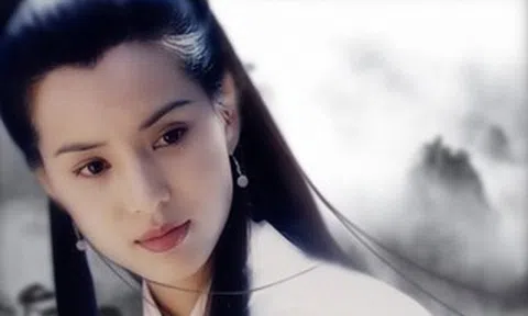 "Tiểu Long Nữ" Lý Nhược Đồng xin lỗi vì bê bối quảng cáo