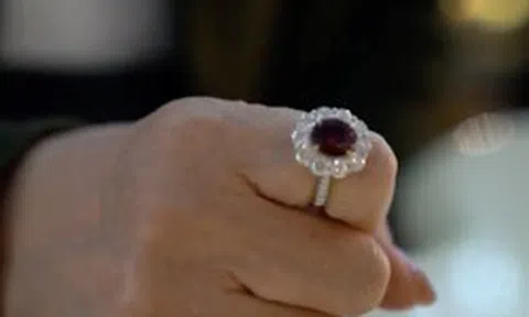 Mua trang sức 750 triệu đồng được giảm giá còn 110 triệu, khách bị chủ tiệm vàng kiện để đòi lại: Tòa án phán quyết bất ngờ