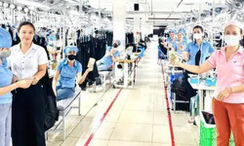 Một công ty ở Đà Nẵng chi hơn 2 tỉ đồng hỗ trợ tiền xăng cho công nhân