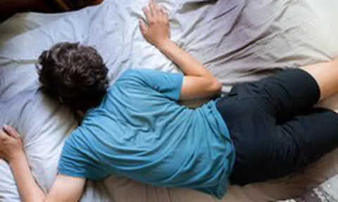 Người đàn ông 20 tuổi tử vong sau khi ăn món "vạn người mê", bác sĩ cảnh báo thói quen "cực độc"