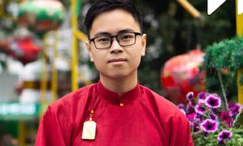 Đọc "trộm" kỷ yếu tốt nghiệp của Quán quân Olympia duy nhất không đi du học