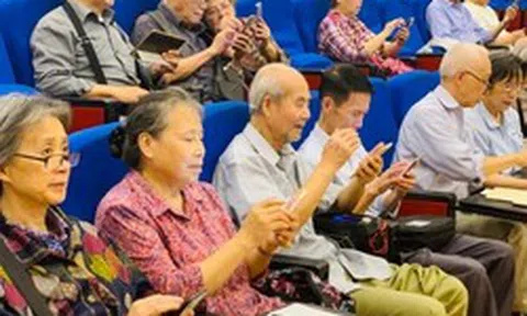 Ngày càng nhiều người thích làm việc này sau khi nghỉ hưu, mang lại lợi ích bất ngờ cho tuổi già: Không phải du lịch hay nghỉ ngơi