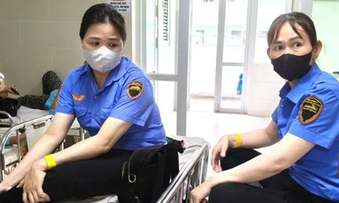 Kéo vào góc khuất và bị đánh liên tiếp: Giây phút ám ảnh của nữ nhân viên gác chắn đường sắt