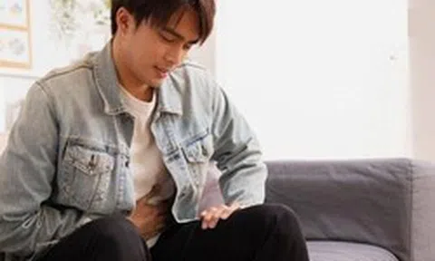 Nam thanh niên 23 tuổi bị u tuyến đại tràng! Bác sĩ chỉ đích danh "3 loại thịt" là chất gây ung thư cấp độ 1: Hãy ăn ít thôi