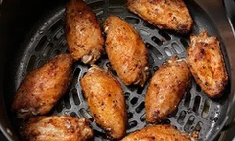 Cảnh báo đặc biệt đến các gia đình đang nấu ăn bằng nồi chiên không dầu