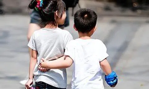 Những gia đình có hai con sẽ phải đối mặt với 4 vấn đề này, đọc mà giật mình vì quá đúng!