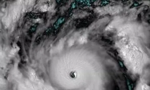 Ngoài khơi Philippines xuất hiện siêu bão