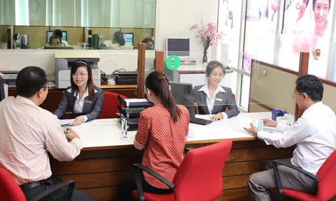 Các ‘ông lớn’ kinh doanh bảo hiểm nhân thọ làm ăn ra sao?