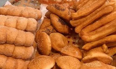 Bác sĩ chuyên khoa Nhi cảnh báo người đang ăn sáng kiểu này: Bào mòn sức khỏe, kìm hãm chiều cao