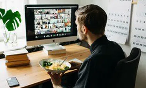 Bác sĩ nổi tiếng: Tất cả chúng ta đều đang ăn trưa sai cách