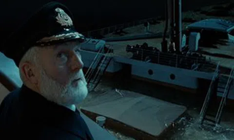 “Thuyền trưởng Titanic huyền thoại” Bernard Hill qua đời ở tuổi 79