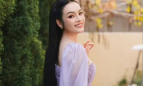 Phó Giáo sư Tân Nhàn trẻ đẹp tuổi 44, Phó Chủ tịch Trịnh Kim Chi ghẹo chồng