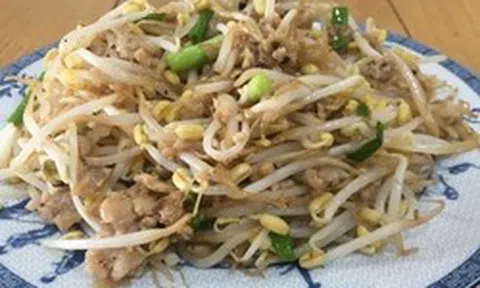 Từ ngày mai, mê mấy cũng không ăn 5 loại rau củ sau đây, bác sĩ nói: Đã "phá gan" còn dễ hại dạ dày, thận