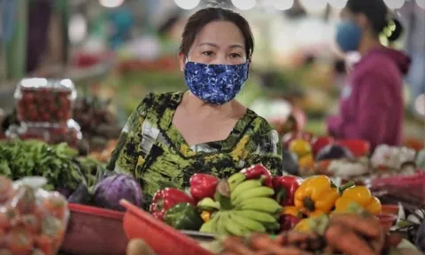 Xem xét nâng ngưỡng doanh thu chịu thuế hộ kinh doanh lên 2 tỷ/năm