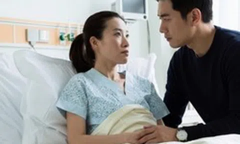 Vợ ung thư dạ dày, 4 năm sau chồng cũng mắc, bác sĩ nói: Thủ phạm không phải gen, không phải số phận, mà là cái tủ lạnh trong nhà