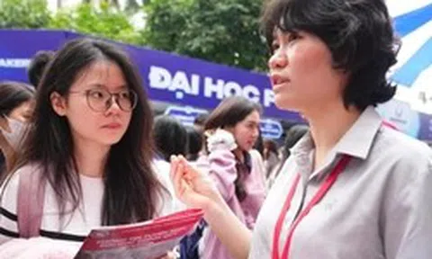 Tuyển sinh đại học 2026: Nhiều trường 'trải thảm đỏ' mời thí sinh