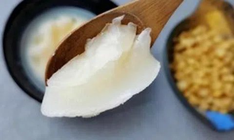 Thắng mỡ lợn, tuyệt đối đừng chỉ cho muối! Thêm 3 thứ này mỡ sẽ trắng phau, thơm phức, để cả năm không hỏng