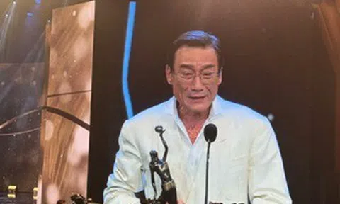 Tài tử Lương Gia Huy khóc khi đăng quang "ảnh đế" Kim Tượng lần 5