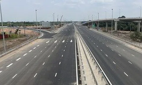 Chỉ cho ô tô dưới 9 chỗ đi vào đường cao tốc Biên Hòa - Vũng Tàu khi thông xe tạm dịp 30-4