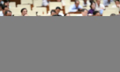 Đề xuất nâng lương cơ sở tối thiểu lên 2,65 triệu đồng/tháng