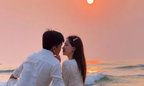 Hòa Minzy khoe hạnh phúc ngọt lịm bên Đại úy Thăng Văn Cương