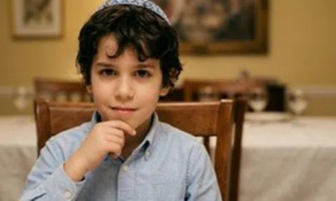 Người Do Thái không khen con "giỏi", họ khen điều này và đó là lý do trẻ càng lớn càng thông minh