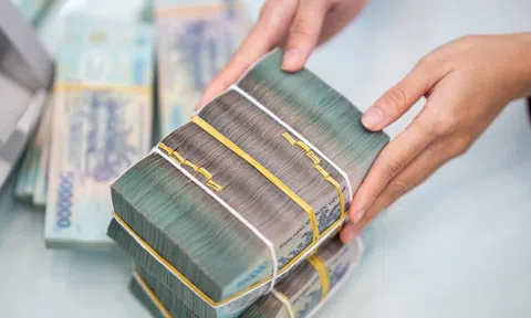 'Nóng' chuyện lãi suất tại phiên họp cổ đông các ngân hàng