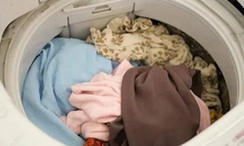 5 thứ không nên cho vào máy giặt