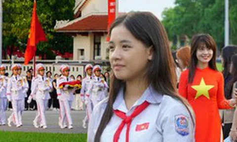 Chúng mình dậy sớm một chút thôi, vì lễ thượng cờ 30/4 thật sự rất đặc biệt!