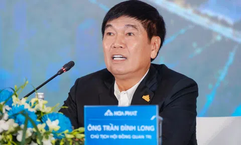 Phản ứng của Chủ tịch Hòa Phát, FPT khi bị chất vấn về giá cổ phiếu