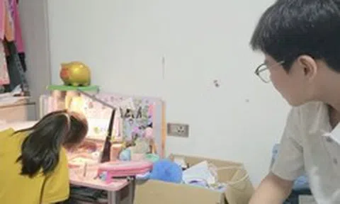 Clip nam sinh khóc nức nở khiến 15 nghìn cư dân mạng Việt đồng cảm vô cùng: Ai ở hoàn cảnh này mới hiểu!