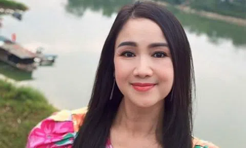 NSND Thu Hà U60 vẫn trẻ trung, diễn viên Hoàng Yến thân thiết bên trai lạ
