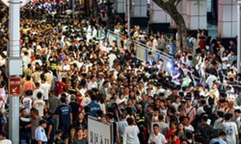 Cảnh tượng trên đường phố Trung Quốc khiến nhiều người bất ngờ, nhận xét: Không tin vào mắt mình