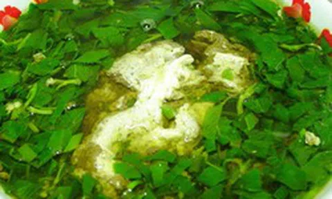 Loại rau rẻ tiền trong mâm cơm Việt gây bất ngờ khi được quốc tế ca ngợi như “nhân sâm xanh”