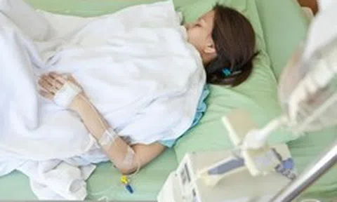 Người phụ nữ 40 tuổi tử vong vì tiểu đường dù “không ăn đồ ngọt”, bác sĩ nói thẳng: 2 thực phẩm quen thuộc này còn nguy hiểm hơn