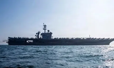 Hàng trăm tàu vẫn 'án binh bất động' ở Hormuz: Kịch bản giải cứu của ông Trump vẫn chưa đủ 'lực'?