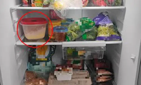 Cả nhà cùng mắc ung thư gan, bác sĩ chỉ ra 3 "sát thủ" trốn trong tủ lạnh: Nhiều người sửng sốt vì… quen quá!