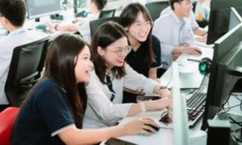 Chọn ngành gì để không tụt lại sau 4 năm đại học trong thời kinh tế số