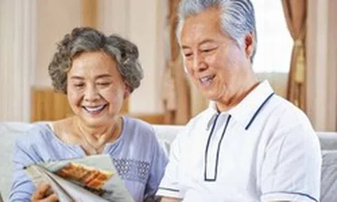 Người đã nghỉ hưu vẫn đi làm thêm không cần đóng BHXH bắt buộc, còn được nhận thêm khoản tiền này